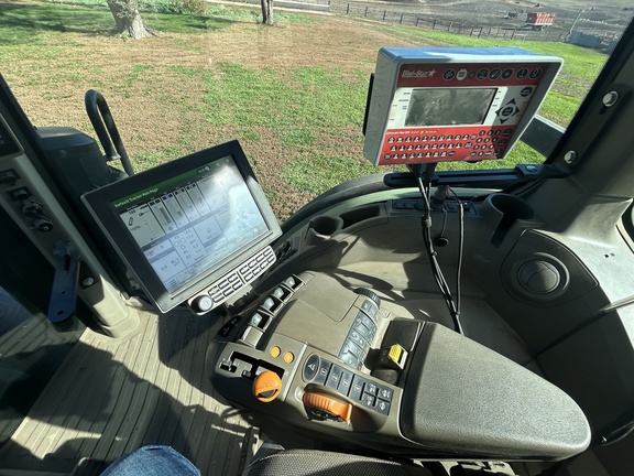 2021 John Deere 8R 230 Tractor