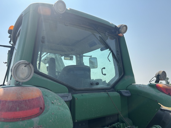 2011 John Deere 7330 Tractor