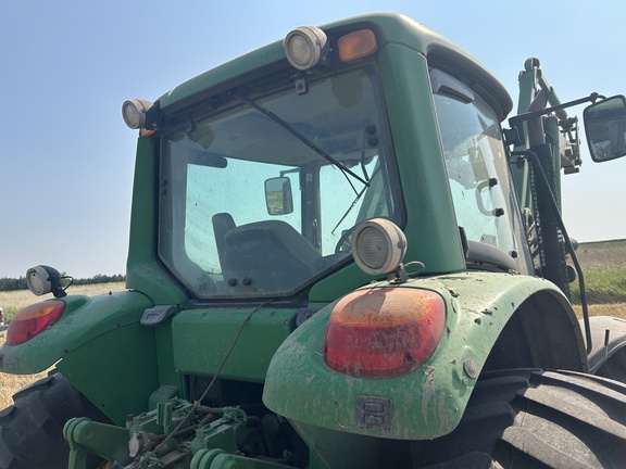 2011 John Deere 7330 Tractor