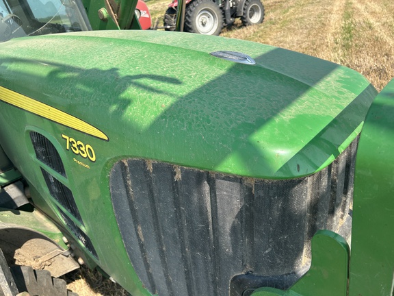 2011 John Deere 7330 Tractor