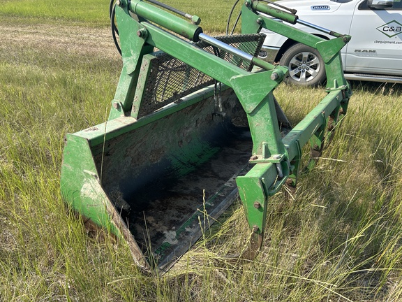 2011 John Deere 7330 Tractor