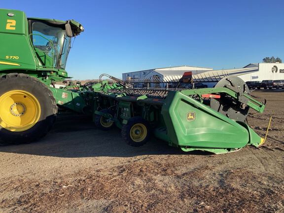 2023 John Deere HD40R Header Combine