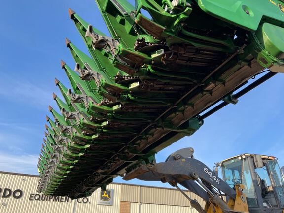 2023 John Deere C18R Header Corn Head