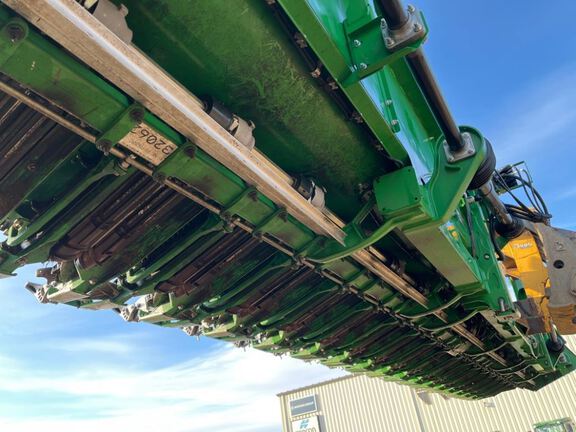 2023 John Deere C18R Header Corn Head