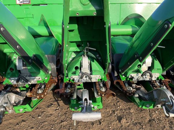 2023 John Deere C18R Header Corn Head