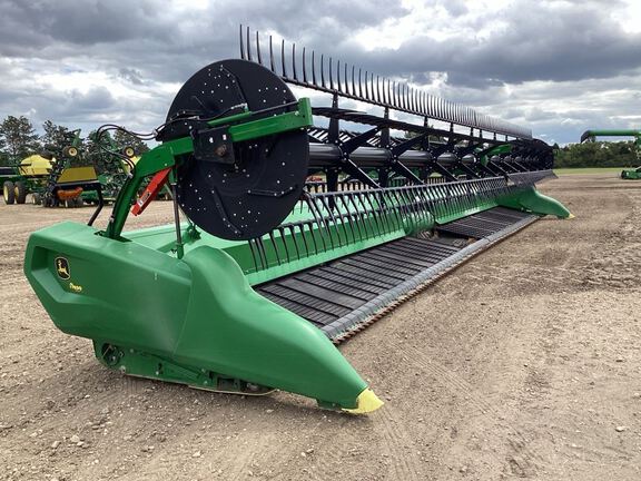 2023 John Deere RD45F Header Combine