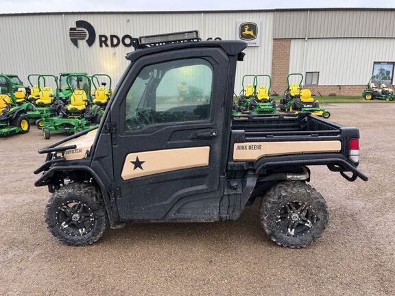 2022 John Deere XUV835M ATV