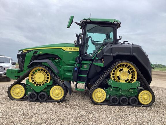 2022 John Deere 8RX 410 Tractor Rubber Track