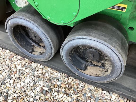 2022 John Deere 8RX 410 Tractor Rubber Track