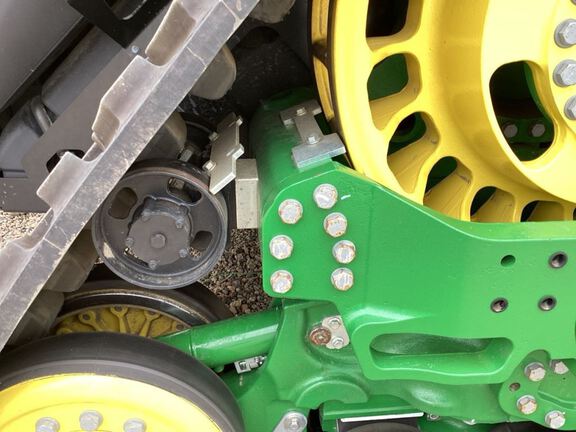 2022 John Deere 8RX 410 Tractor Rubber Track