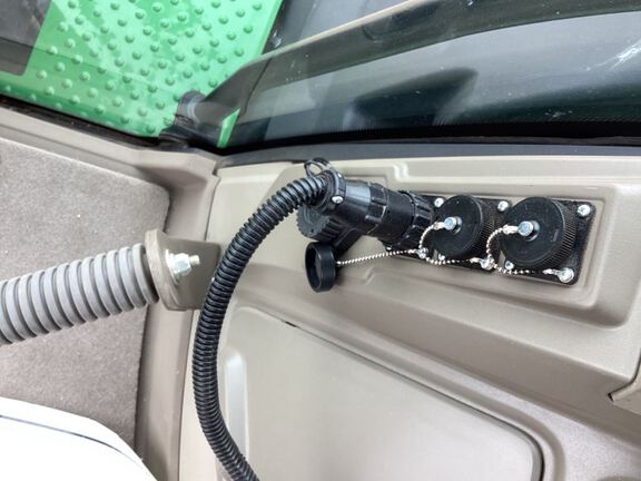 2022 John Deere 8RX 410 Tractor Rubber Track