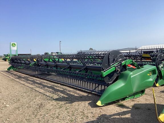 2023 John Deere RD45F Header Combine