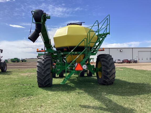 2022 John Deere N542 Air Seeder