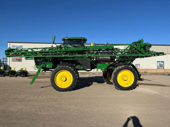 2023 John Deere 410R Sprayer/High Clearance