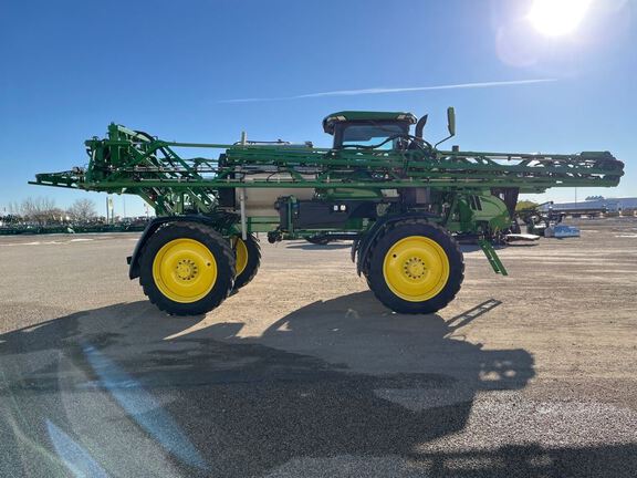 2023 John Deere 410R Sprayer/High Clearance