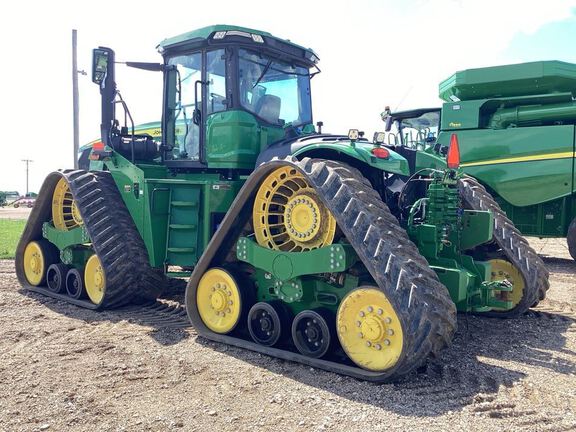 2022 John Deere 9RX 590 Tractor Rubber Track