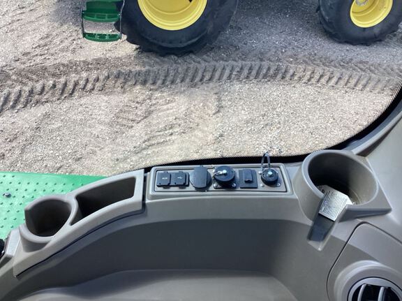 2022 John Deere 9RX 590 Tractor Rubber Track