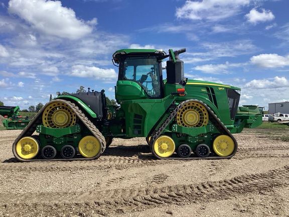 2022 John Deere 9RX 590 Tractor Rubber Track