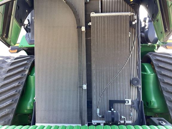 2022 John Deere 9RX 590 Tractor Rubber Track