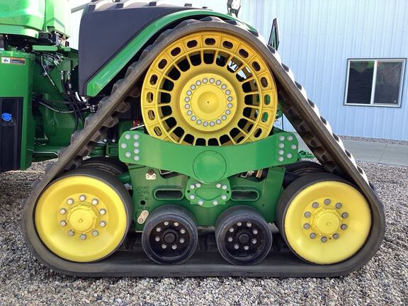 2022 John Deere 9RX 590 Tractor Rubber Track