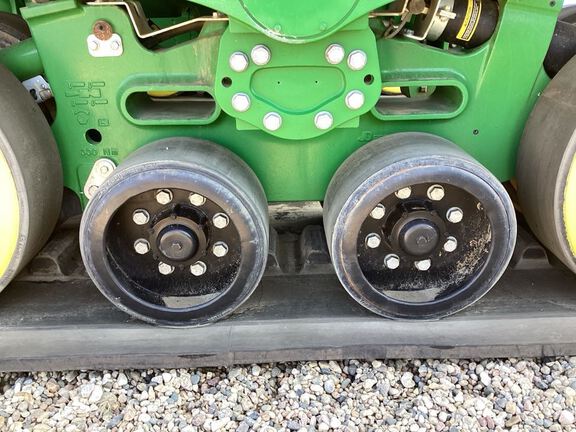 2022 John Deere 9RX 590 Tractor Rubber Track