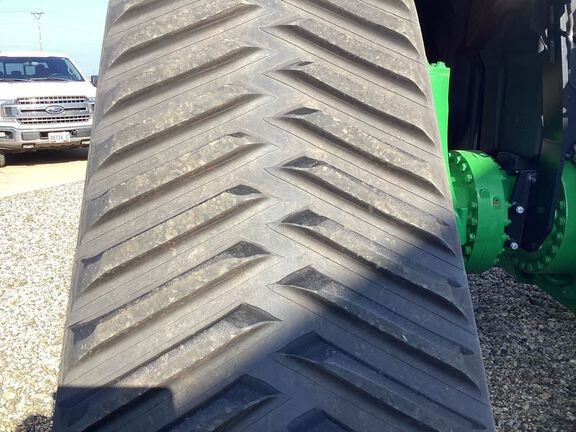 2022 John Deere 9RX 590 Tractor Rubber Track