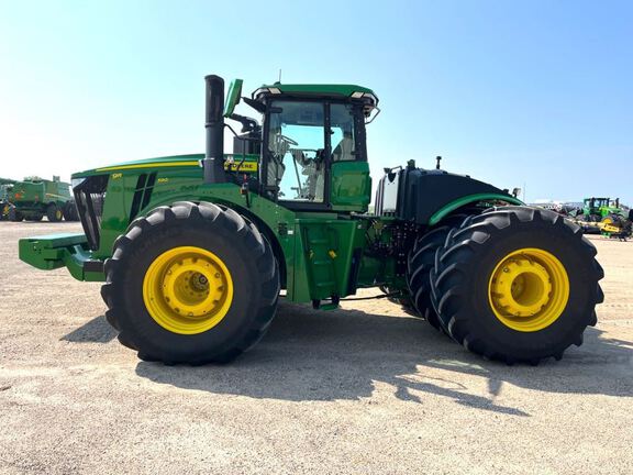 2023 John Deere 9R 590 Tractor 4WD