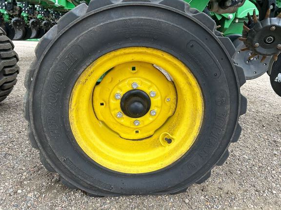 2023 John Deere DB60 Planter