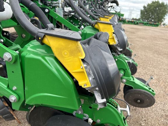 2023 John Deere DB60 Planter