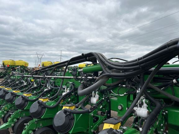 2023 John Deere DB60 Planter