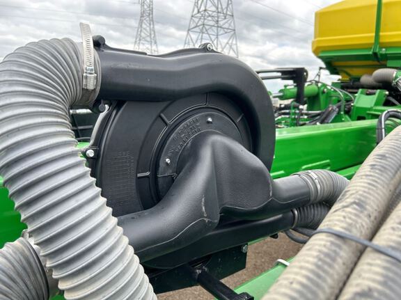 2023 John Deere DB60 Planter