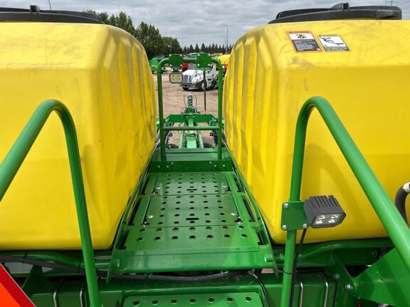 2023 John Deere DB60 Planter