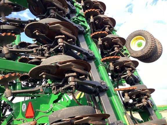 2022 John Deere N550 Air Seeder