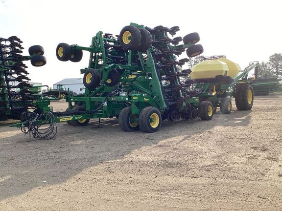 2022 John Deere N550 Air Seeder