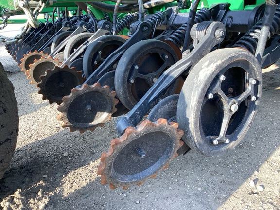 2022 John Deere N550 Air Seeder