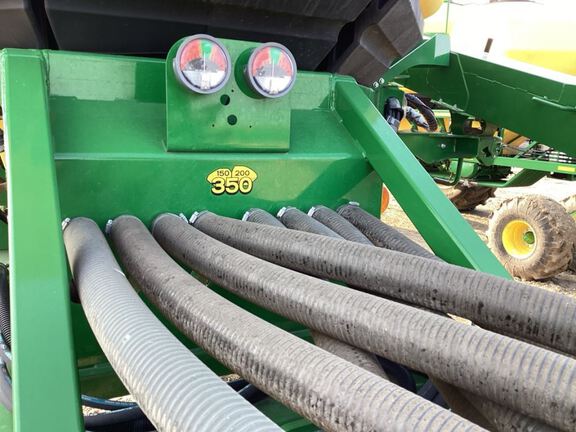 2022 John Deere N550 Air Seeder