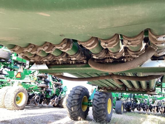 2022 John Deere N550 Air Seeder