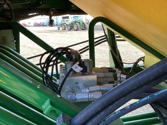 2022 John Deere N550 Air Seeder