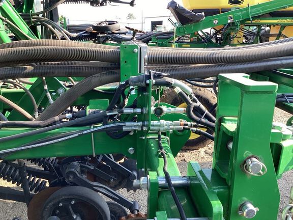 2022 John Deere N550 Air Seeder