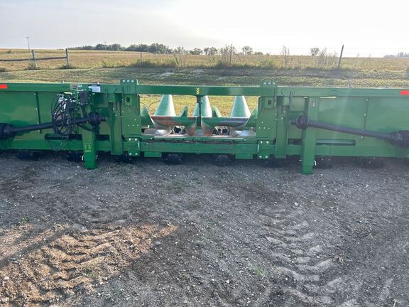 2023 John Deere C16R Header Corn Head