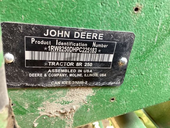 2023 John Deere 8R 250 Tractor