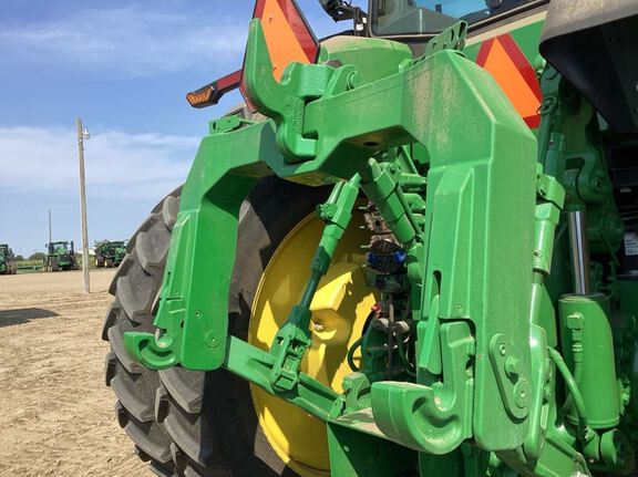 2023 John Deere 8R 310 Tractor