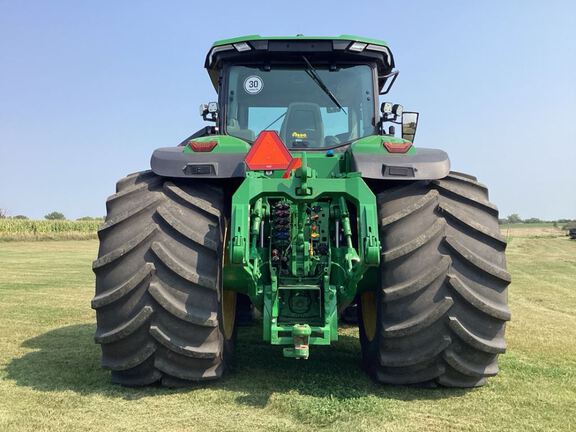 2023 John Deere 8R 410 Tractor