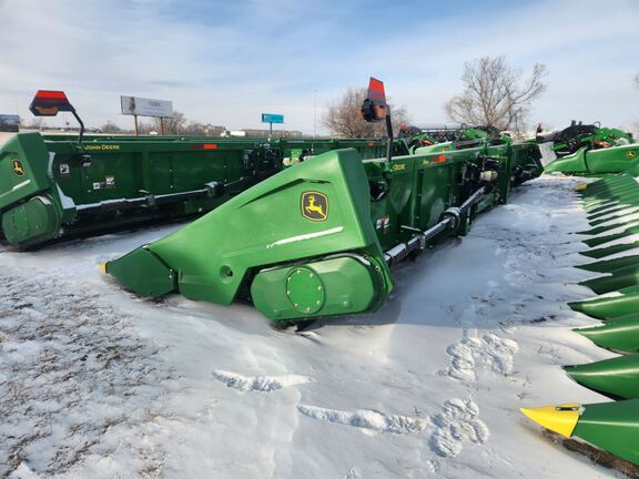 2023 John Deere C18R Header Corn Head