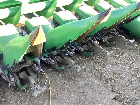 2023 John Deere C18R Header Corn Head