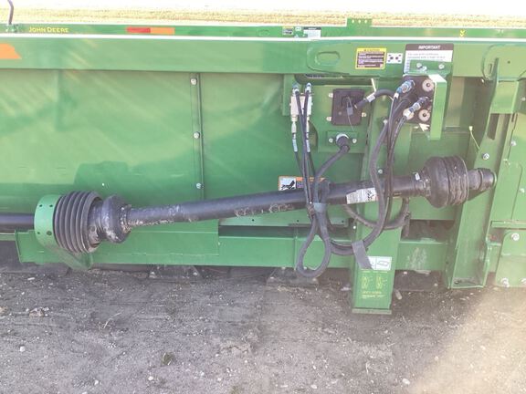 2023 John Deere C18R Header Corn Head