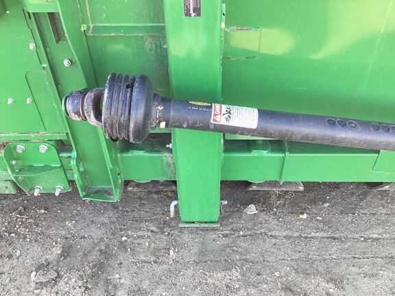 2023 John Deere C18R Header Corn Head