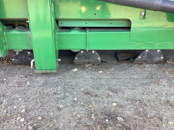 2023 John Deere C18R Header Corn Head