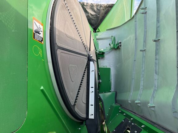 2023 John Deere S780 Combine