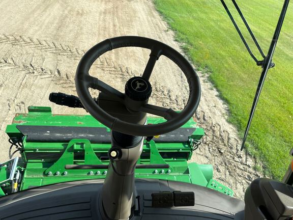 2023 John Deere S780 Combine